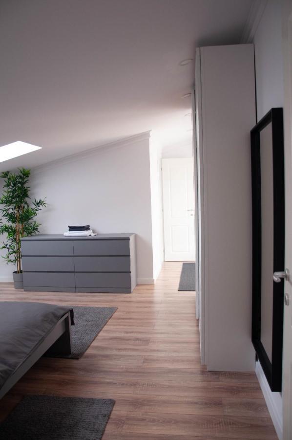 Apartament 5 Penthouse No 25 Free Parking