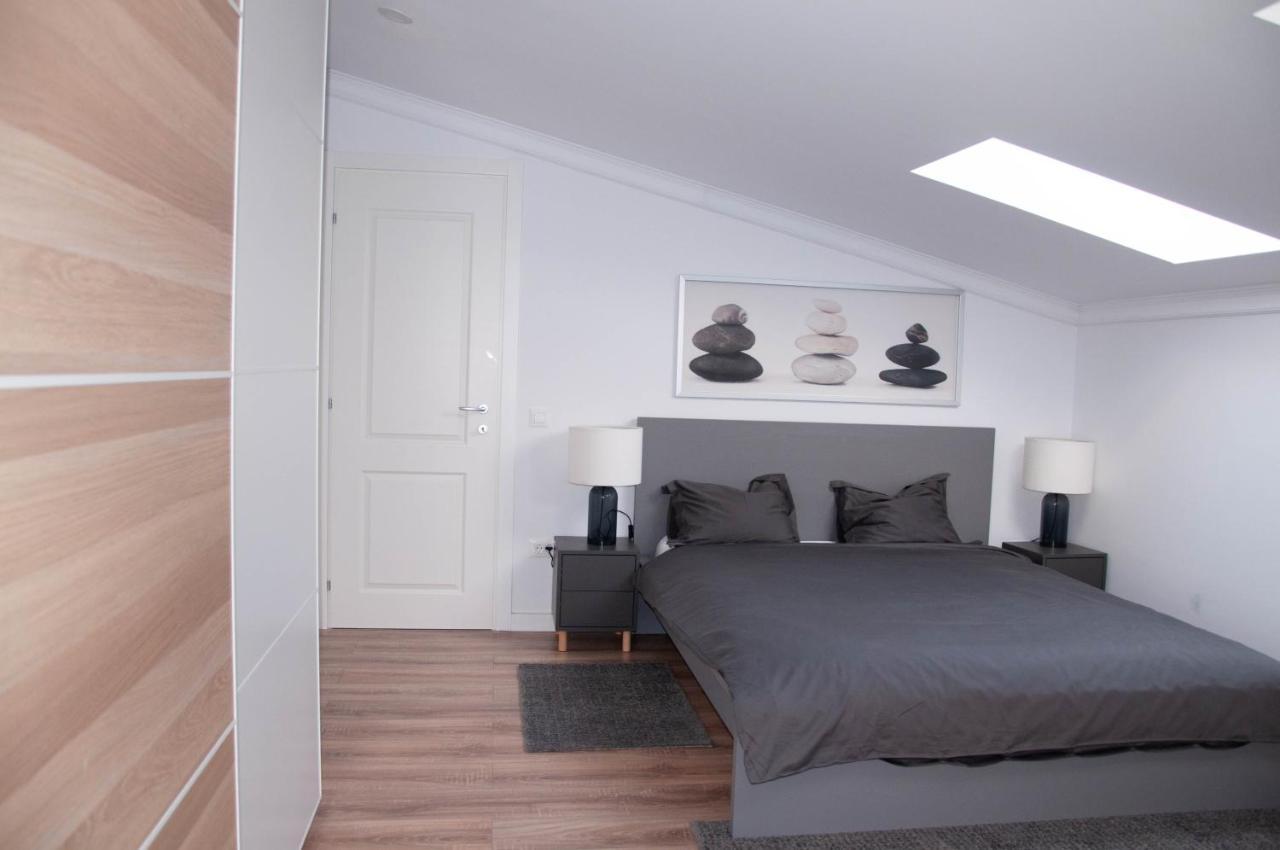 5 Penthouse No 25 Free Parking Apartament *